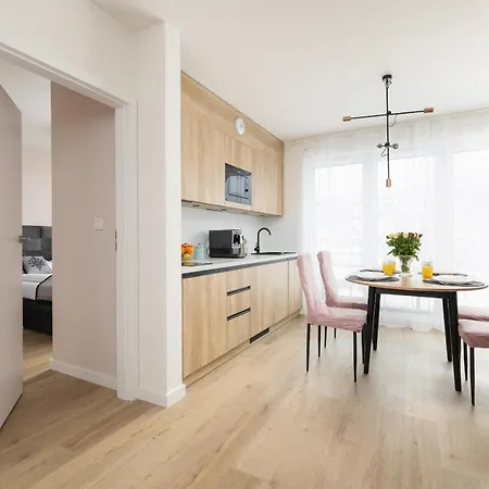 Comfortable With Parking In The Centre Of By Renters